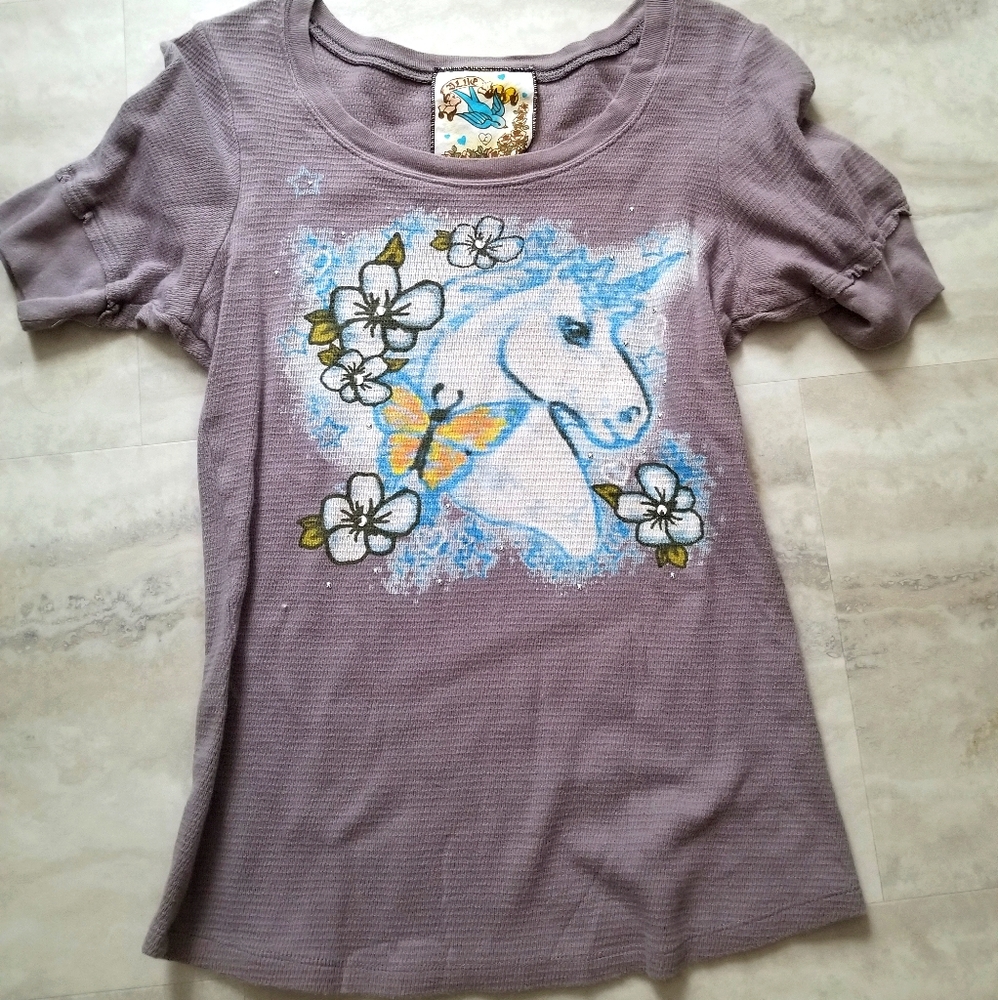 Unicorn top juniors size large